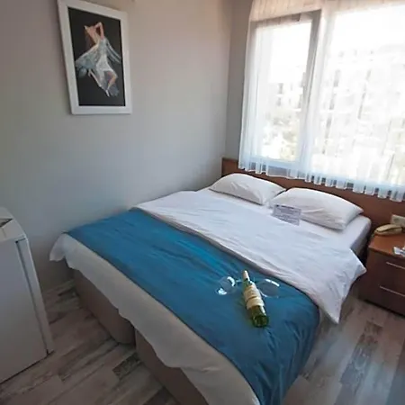 Vongole Hotel