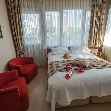Vongole Hotel